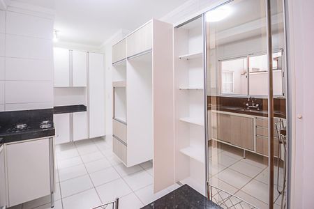 Apartamento à venda com 87m², 2 quartos e 2 vagasCozinha