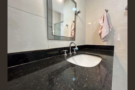 Apartamento à venda com 96m², 3 quartos e 1 vagaBanheiro da Suíte