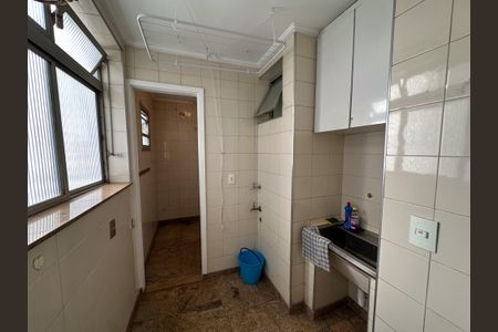 Apartamento à venda com 96m², 3 quartos e 1 vagaÁrea de Serviço