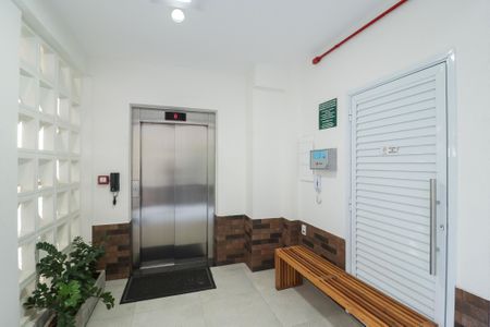 Apartamento à venda com 38m², 2 quartos e 1 vagaÁrea comum - Elevador