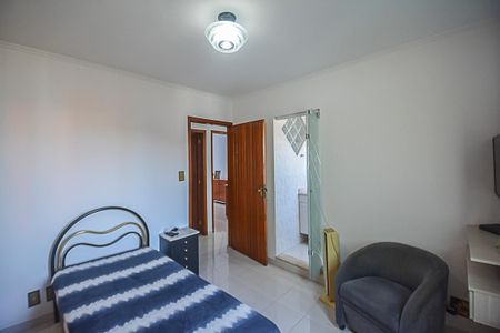 Casa à venda com 137m², 3 quartos e 3 vagasSuíte