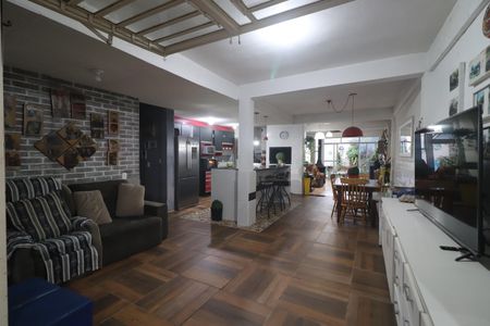 Casa à venda com 210m², 4 quartos e 1 vagaSala 03