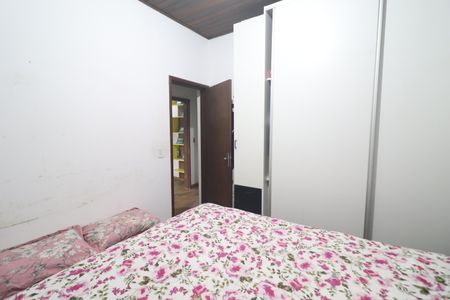 Casa à venda com 210m², 4 quartos e 1 vagaQuarto 04