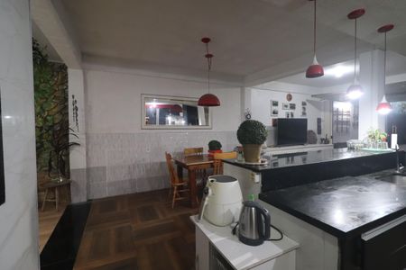 Casa à venda com 210m², 4 quartos e 1 vagaCozinha 01