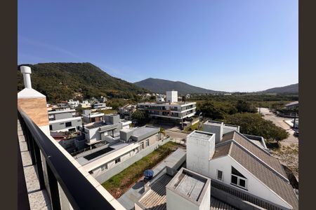 Apartamento para alugar com 65m², 2 quartos e 1 vagaÁrea comum - Piscina