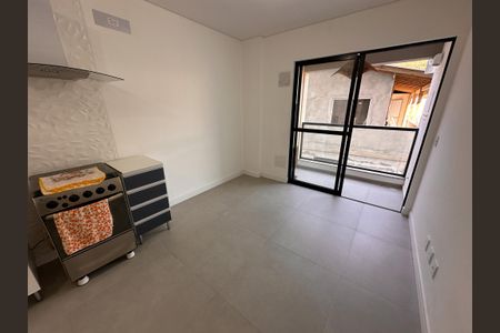 Apartamento para alugar com 65m², 2 quartos e 1 vagaCozinha