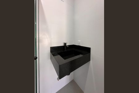 Apartamento para alugar com 65m², 2 quartos e 1 vagaBanheiro da Suíte