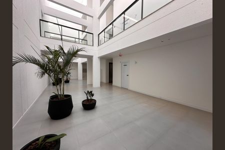 Apartamento para alugar com 65m², 2 quartos e 1 vagaHall social