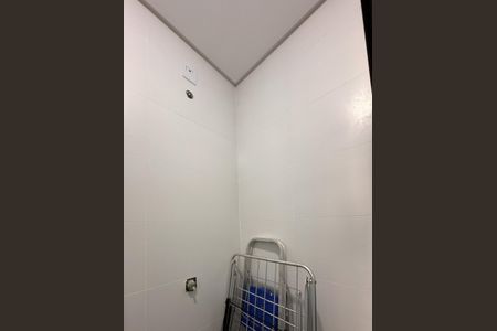 Apartamento para alugar com 65m², 2 quartos e 1 vagaBanheiro da Suíte