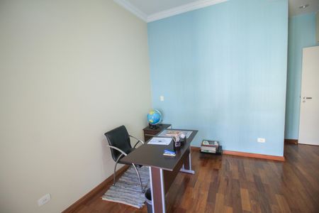 Casa à venda com 338m², 4 quartos e 4 vagas Casa à venda com 338m², 4 quartos e 4 vagasQuarto 2