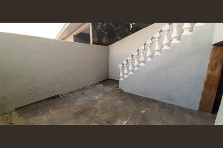 Casa para alugar com 85m², 2 quartos e 1 vaga Casa para alugar com 85m², 2 quartos e 1 vagaQuintal