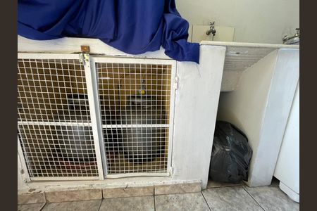 Casa à venda com 174m², 3 quartos e 2 vagasÁrea de Serviço