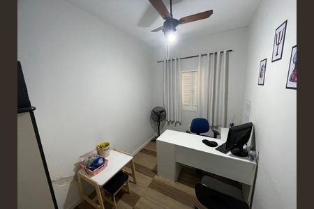 Casa à venda com 174m², 3 quartos e 2 vagasQuarto 2