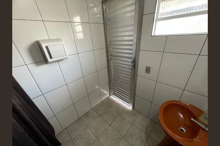 Casa à venda com 174m², 3 quartos e 2 vagasLavabo