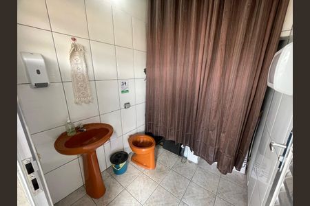 Casa à venda com 174m², 3 quartos e 2 vagasLavabo