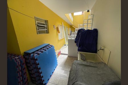 Casa à venda com 174m², 3 quartos e 2 vagasÁrea de Serviço