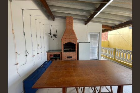 Casa à venda com 174m², 3 quartos e 2 vagasChurrasqueira