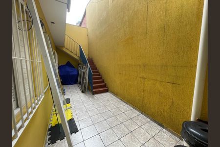 Casa à venda com 174m², 3 quartos e 2 vagasQuintal