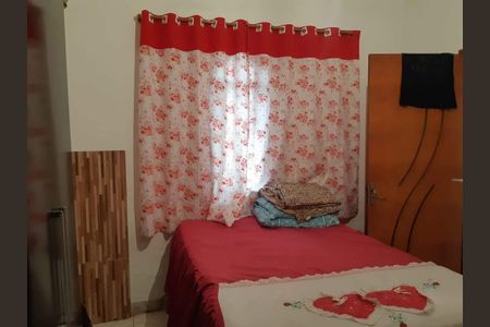 Casa à venda com 55m², 2 quartos e sem vaga