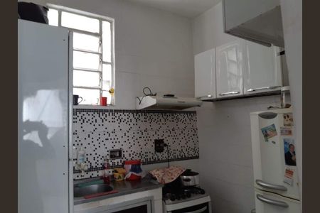 Casa à venda com 55m², 2 quartos e sem vaga