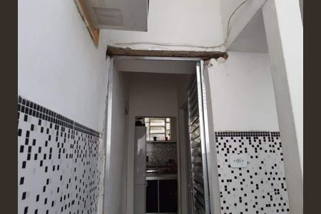 Casa à venda com 55m², 2 quartos e sem vaga