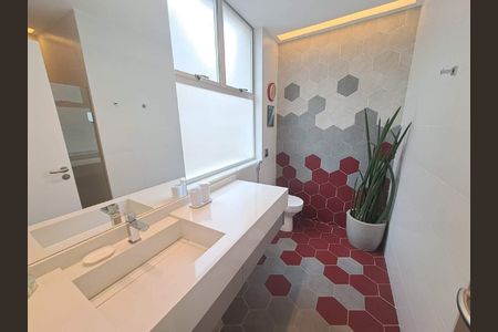 Apartamento à venda com 165m², 3 quartos e 1 vaga