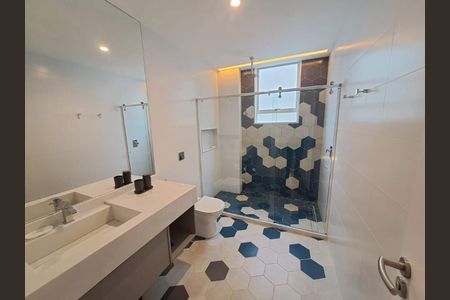 Apartamento à venda com 165m², 3 quartos e 1 vaga