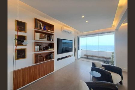 Apartamento à venda com 165m², 3 quartos e 1 vaga