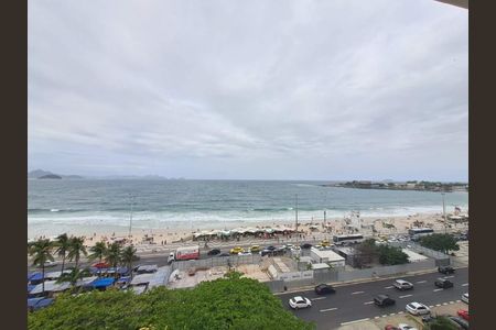 Apartamento à venda com 165m², 3 quartos e 1 vaga