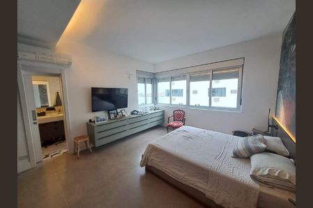 Apartamento à venda com 165m², 3 quartos e 1 vaga