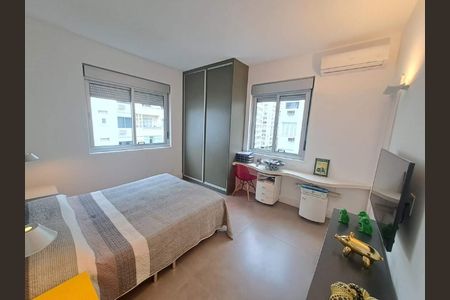 Apartamento à venda com 165m², 3 quartos e 1 vaga