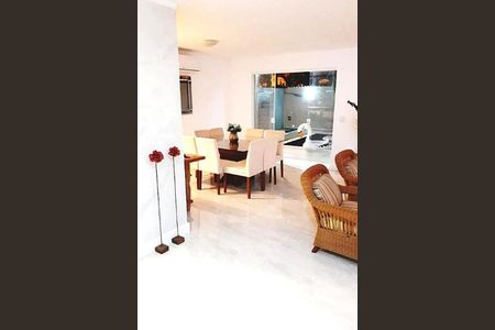 Casa à venda com 340m², 4 quartos e 2 vagas