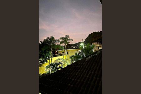 Casa à venda com 340m², 4 quartos e 2 vagas