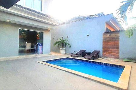 Casa à venda com 340m², 4 quartos e 2 vagas