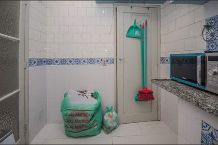 Apartamento à venda com 68m², 1 quarto e 1 vaga