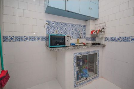 Apartamento à venda com 68m², 1 quarto e 1 vaga