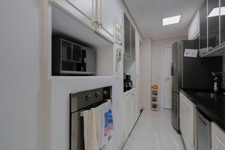 Apartamento à venda com 93m², 3 quartos e 2 vagasCozinha