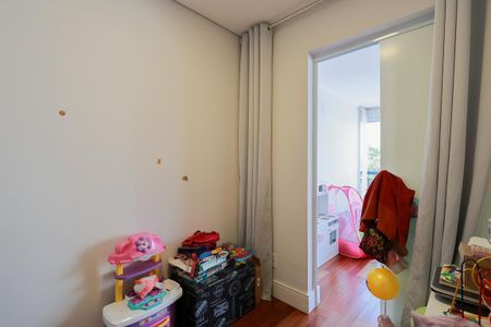 Apartamento à venda com 93m², 3 quartos e 2 vagasQuarto 2