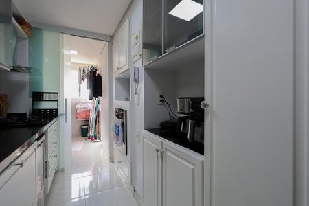 Apartamento à venda com 93m², 3 quartos e 2 vagasCozinha