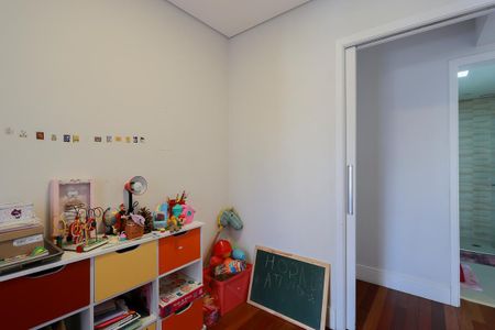 Apartamento à venda com 93m², 3 quartos e 2 vagasQuarto 2