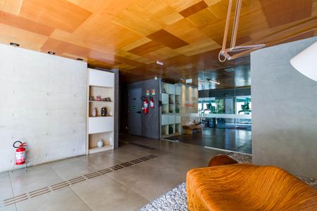 Apartamento à venda com 75m², 2 quartos e 1 vagaÁrea comum