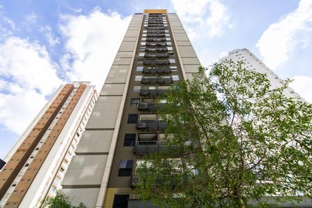 Apartamento à venda com 75m², 2 quartos e 1 vagaFachada