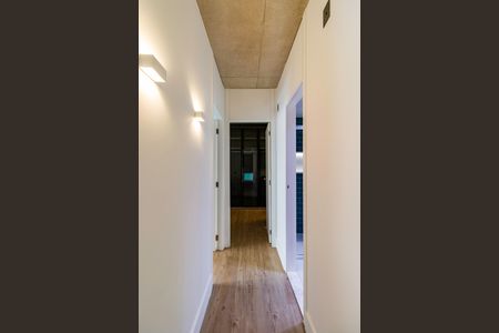 Apartamento à venda com 75m², 2 quartos e 1 vagaCorredor