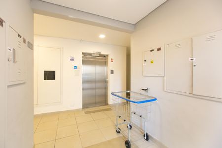 Apartamento para alugar com 32m², 2 quartos e sem vagaHall Social