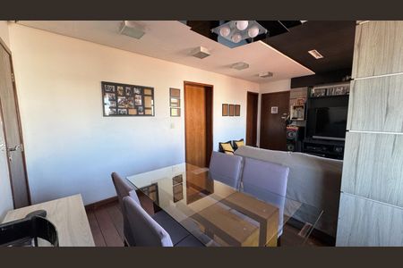 Apartamento para alugar com 90m², 3 quartos e 2 vagasSala