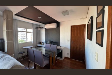 Apartamento para alugar com 90m², 3 quartos e 2 vagasSala