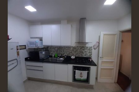 Apartamento à venda com 115m², 3 quartos e sem vaga