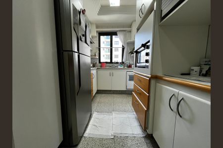 Apartamento à venda com 94m², 3 quartos e 2 vagasCozinha