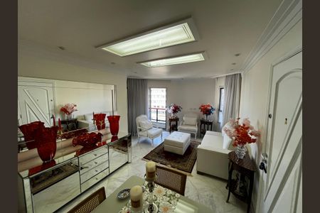 Apartamento à venda com 94m², 3 quartos e 2 vagasSala