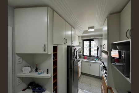 Apartamento à venda com 94m², 3 quartos e 2 vagasCozinha